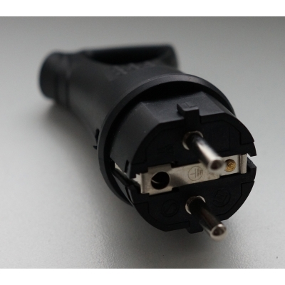 Wtyczka gumowa z uchwytem uchem IP44 230V 16A